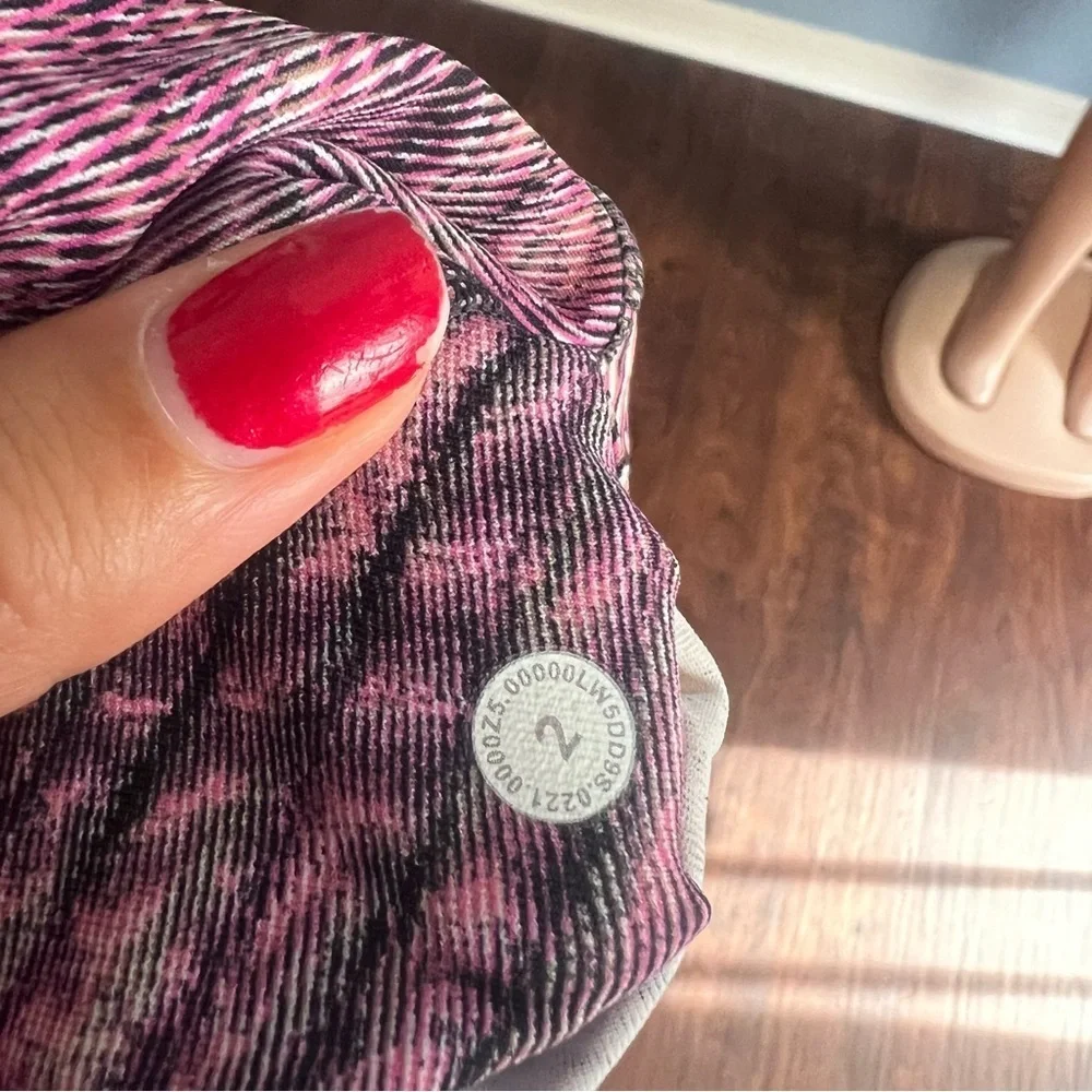 Lululemon Swift Speed High-Rise Tight 28